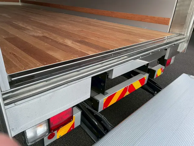 日野 レンジャー 2PG-FD2ABG(2WD)の写真14