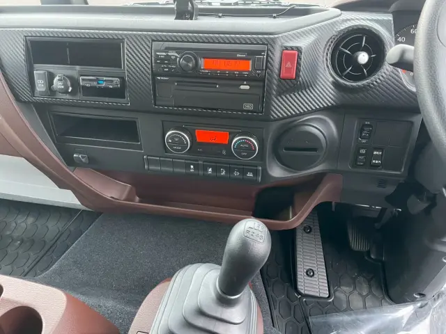 日野 レンジャー 2PG-FD2ABG(2WD)の写真36