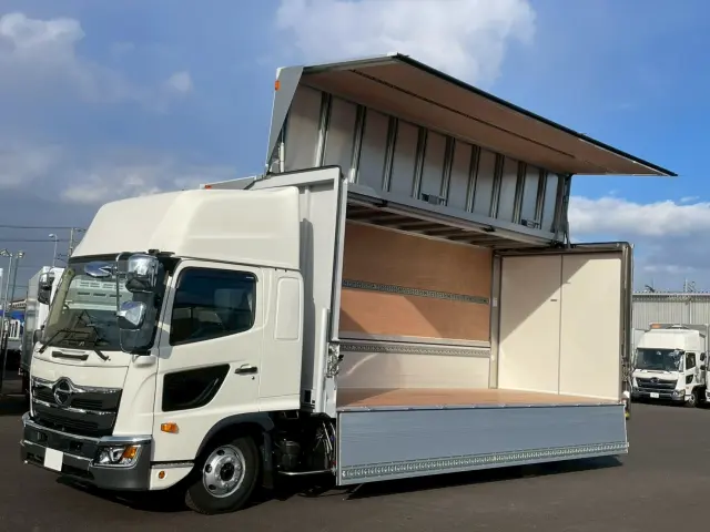 日野 レンジャー 2PG-FD2ABG(2WD)の写真1