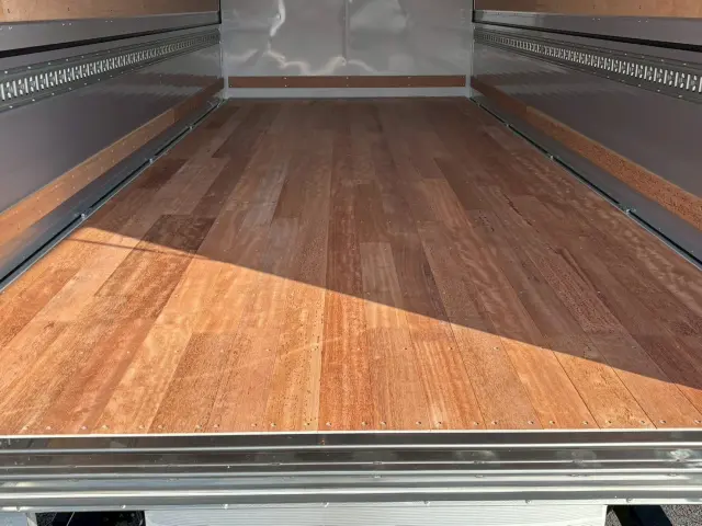 日野 レンジャー 2PG-FD2ABG(2WD)の写真11