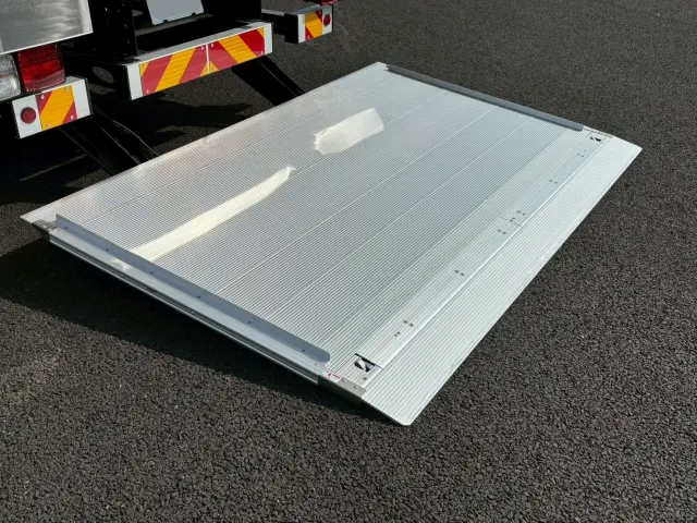 日野 レンジャー 2PG-FD2ABG(2WD)の写真17