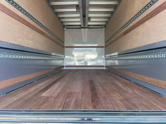 日野 レンジャー 2PG-FD2ABG(2WD)の写真12