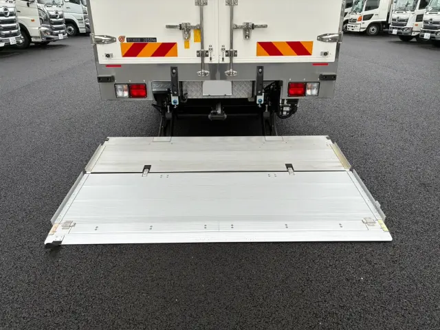 日野 プロフィア 2PG-FD2ABG(2WD)の写真19
