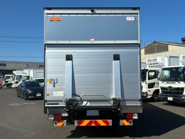 日野 レンジャー 2PG-FD2ABG(2WD)の写真5