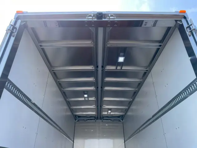 三菱 ファイター 2KG-FK65F(2WD)の写真15