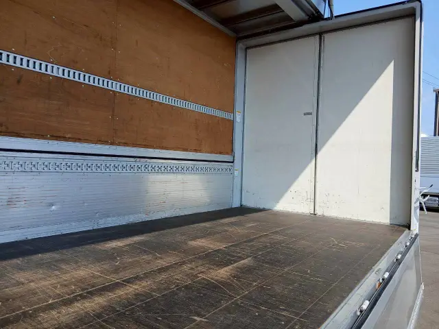 日野 レンジャー 2PG-FD2ABG(2WD)の写真16