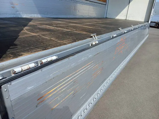 日野 レンジャー 2PG-FD2ABG(2WD)の写真17