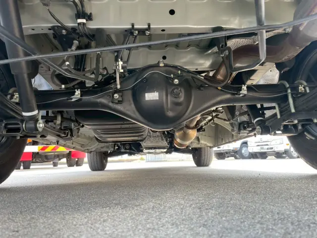 トヨタ ハイエースバン 3DF-GDH201V(2WD)の写真22