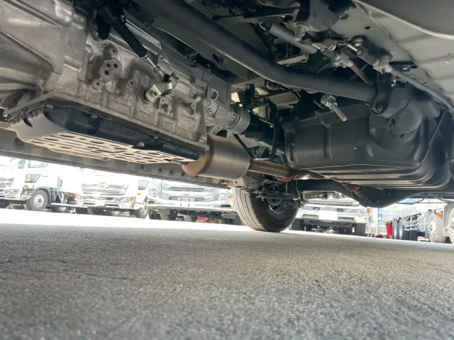トヨタ ハイエースバン 3DF-GDH201V(2WD)の写真24