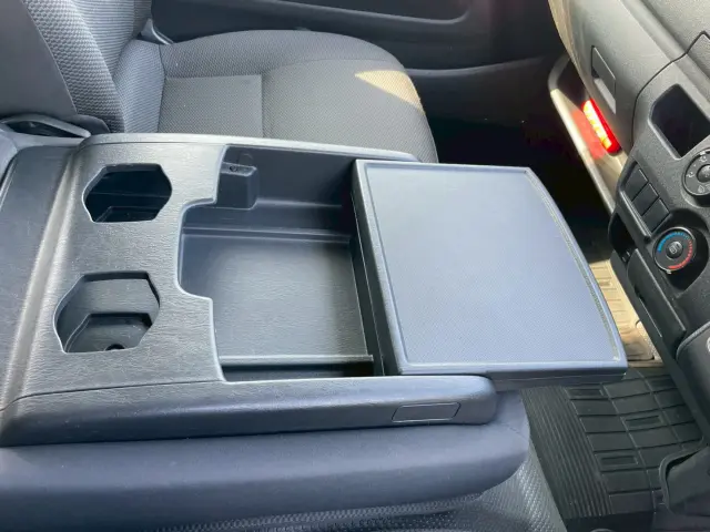 トヨタ ハイエースバン 3DF-GDH201V(2WD)の写真27