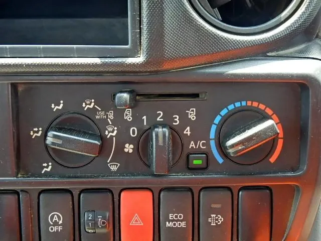 日野 デュトロ TKG-XZU620T(2WD)の写真19