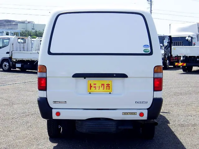 トヨタ ダイナ TKG-XZC605V(2WD)の写真5
