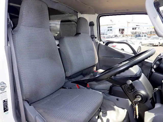 トヨタ ダイナ TKG-XZC605V(2WD)の写真29