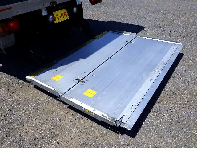 日野 レンジャー TKG-FC9JJAA(2WD)の写真13