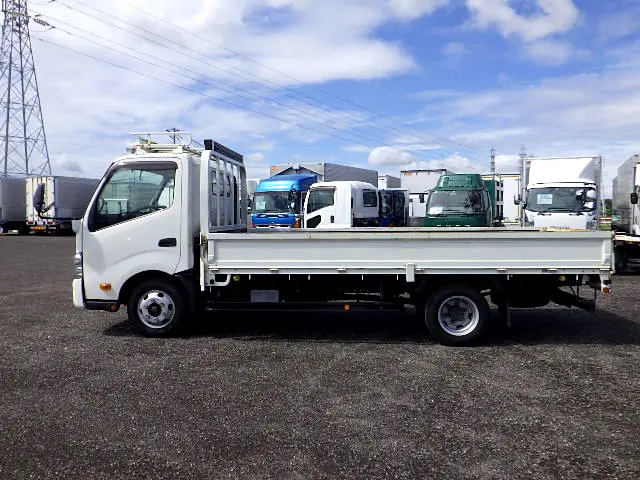 トヨタ ダイナ TDG-XZU710(2WD)の写真7