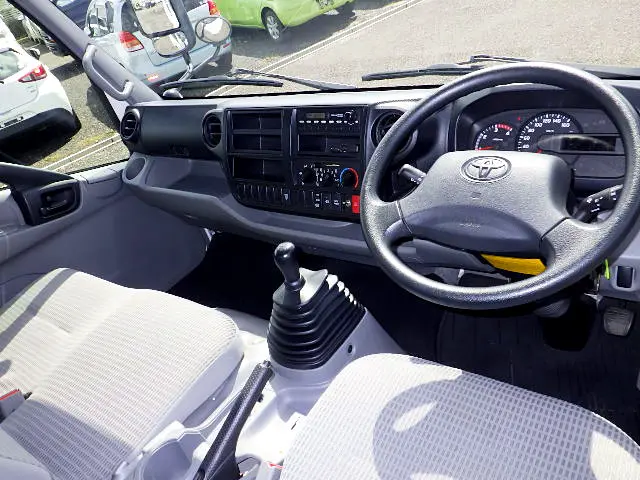 トヨタ ダイナ TDG-XZU710(2WD)の写真31