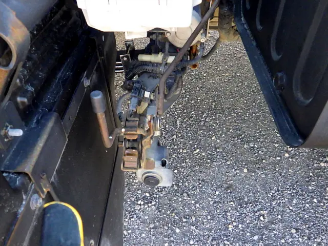 いすゞ フォワード QDG-FVZ34U2(6x4)の写真16