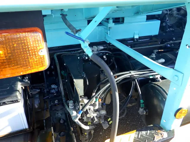 いすゞ フォワード QDG-FVZ34U2(6x4)の写真19