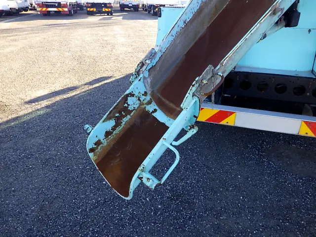 いすゞ フォワード QDG-FVZ34U2(6x4)の写真25