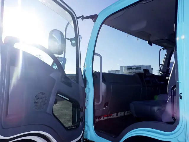 いすゞ フォワード QDG-FVZ34U2(6x4)の写真34