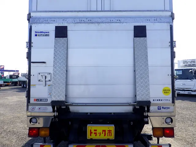 いすゞ フォワード 2PG-FSR90S2(2WD)の写真7