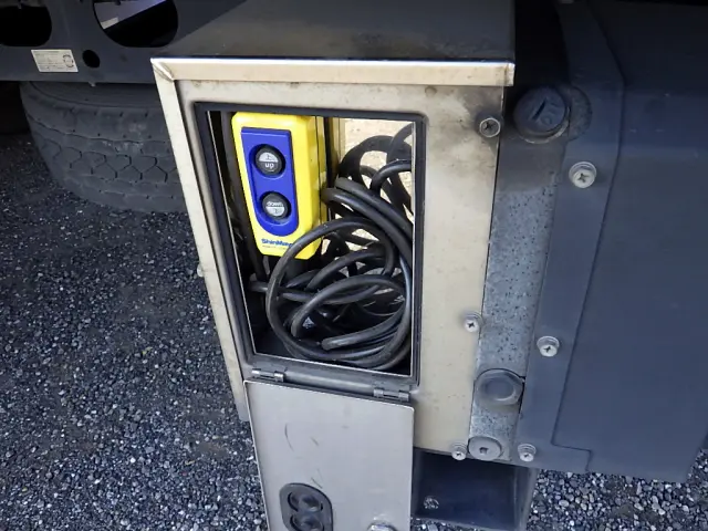 いすゞ フォワード 2PG-FSR90S2(2WD)の写真10