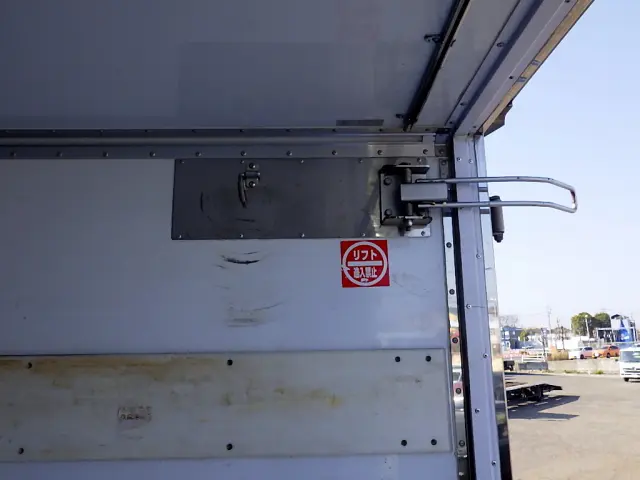 いすゞ フォワード 2PG-FSR90S2(2WD)の写真26