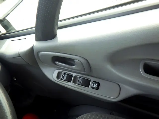 トヨタ トヨエース LDF-KDY241V(2WD)の写真20