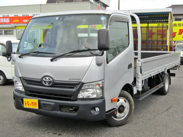 走行1.6万キロ！非常にキレイな３トンのワイドロングが入庫しました☆|トヨタ ダイナ TKG-XZU712(2WD)の写真1