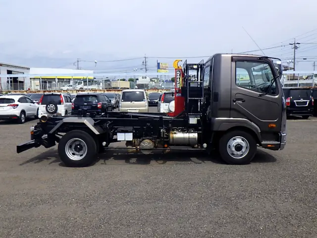 三菱 ファイター TKG-FK71F(2WD)の写真5