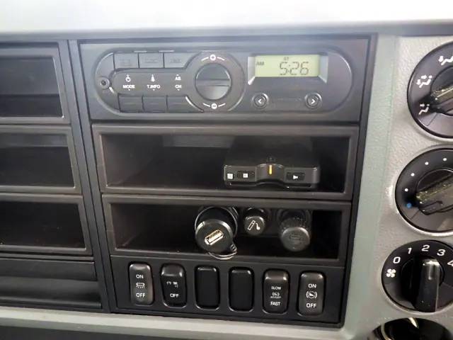 三菱 ファイター TKG-FK71F(2WD)の写真16