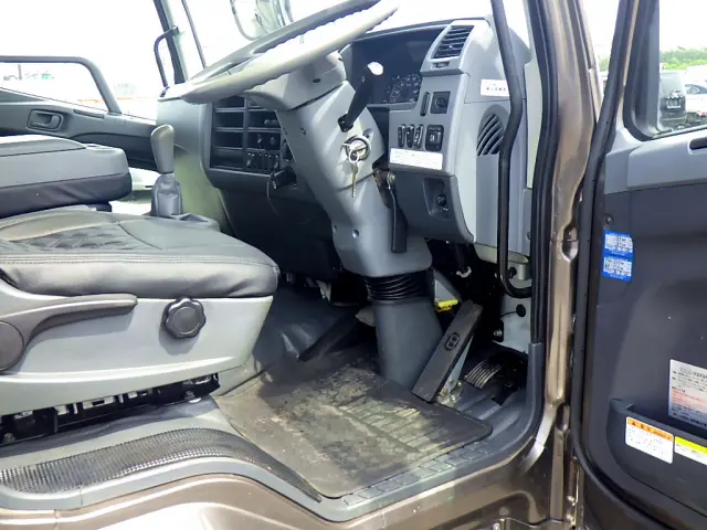 三菱 ファイター TKG-FK71F(2WD)の写真20