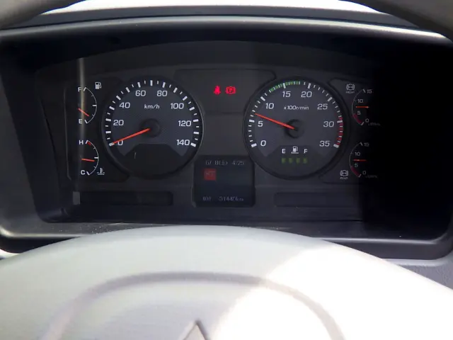 三菱 ファイター TKG-FK71F(2WD)の写真49