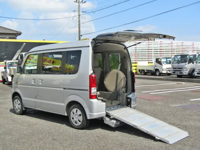 スズキ エブリイ ABA-DA64W改の写真8
