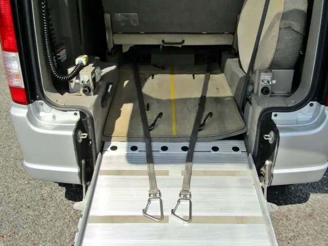スズキ エブリイ ABA-DA64W改の写真13