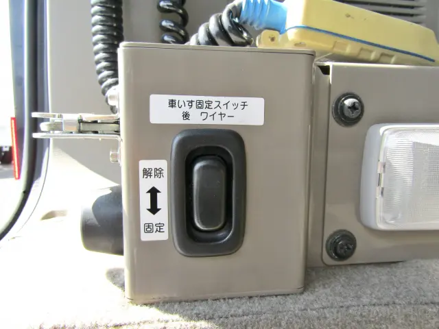 スズキ エブリイ ABA-DA64W改の写真16