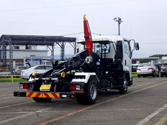 UD コンドル 2RG-BRR90S1(2WD)の写真7