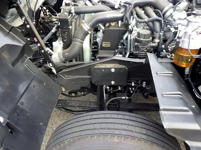 UD コンドル 2RG-BRR90S1(2WD)の写真24