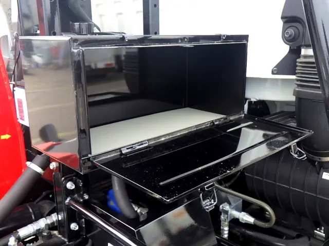 UD コンドル 2RG-BRR90S1(2WD)の写真36