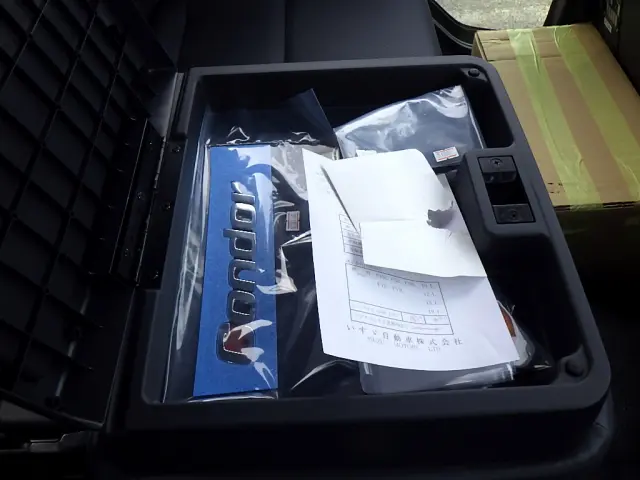 UD コンドル 2RG-BRR90S1(2WD)の写真44