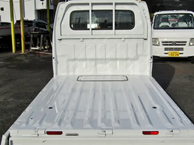 スズキ キャリイ 3BD-DA16T(4WD)の写真9