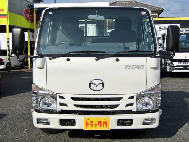 3000ccのディーゼルターボエンジンにATミッションを搭載☆AT限定免許で運転が可能です♪|マツダ タイタン TRG-LHR85A(2WD)の写真2