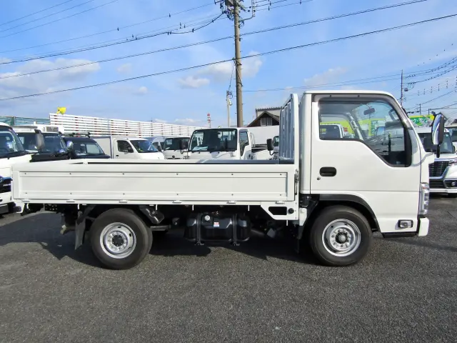 4ナンバーサイズで小回りもラクラク♪狭い現場で活躍します☆|マツダ タイタン TRG-LHR85A(2WD)の写真4