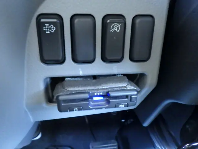 三菱 キャンター 2RG-FEB80(2WD)の写真17