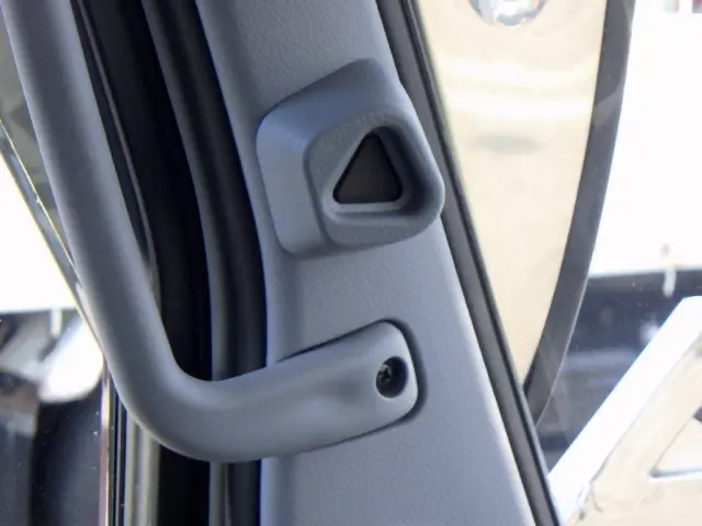 三菱 キャンター 2RG-FEB80(2WD)の写真24