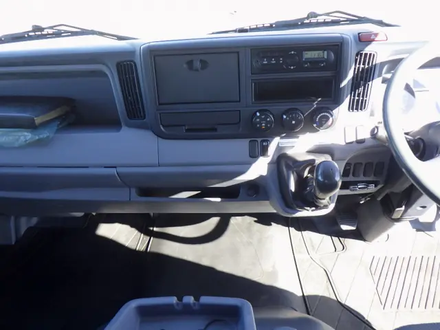 三菱 キャンター TKG-FEC90(2WD)の写真16