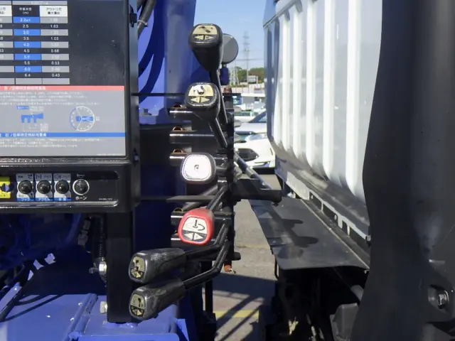 三菱 キャンター TKG-FEC90(2WD)の写真44