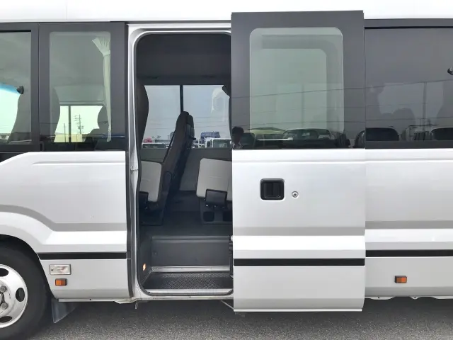 日野 リエッセⅡ SKG-XZB70M(2WD)の写真8