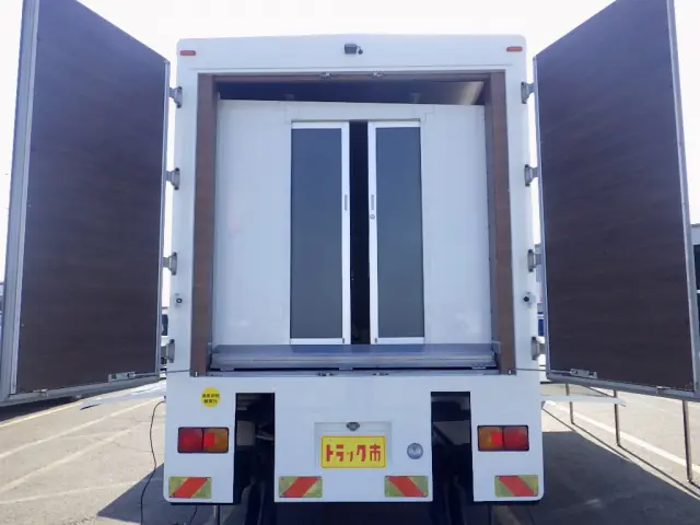 日野 プロフィア QKG-FH1ANAG(2WD)の写真7