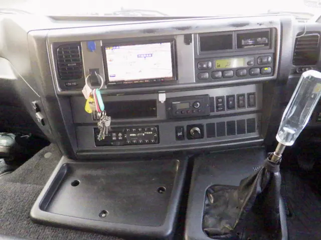 日野 プロフィア QKG-FH1ANAG(2WD)の写真14